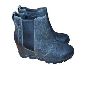 Sorel Joan of Arctic Wedge II Chelsea Boots Womens Sz 7 Black Leather Ankle